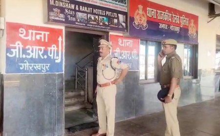 वैशाली एक्सप्रेस से पकड़ा गया युवक, एक करोड़ रुपये की नकदी बरामद