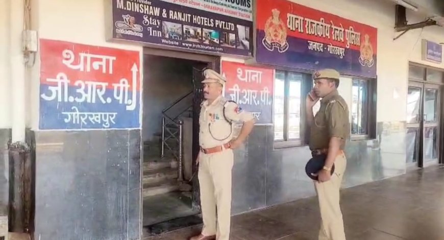 वैशाली एक्सप्रेस से पकड़ा गया युवक, एक करोड़ रुपये की नकदी बरामद