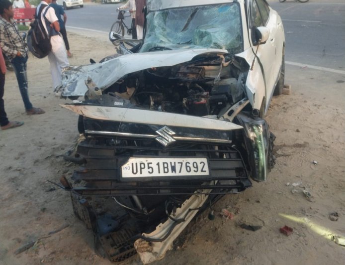 ट्रक व कार में जोरदार टक्कर, कार चालक की मौत