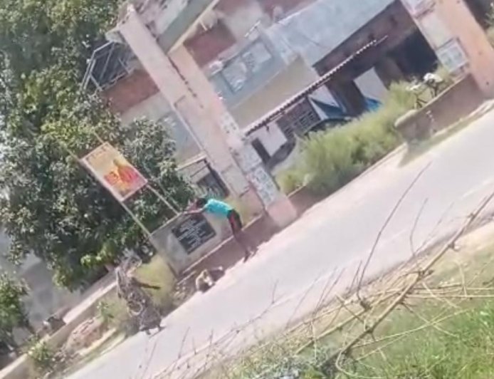 बांस से पीट पीटकर बुजुर्ग को उतारा मौत के घाट