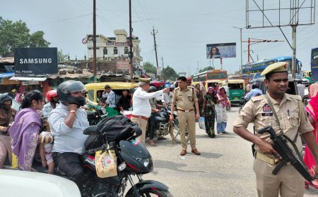 रक्षाबंधन पर सड़क पर उतरे एसएसपी, नौसड़ चौराहे पर खुद संभाली ट्रैफिक की कमान