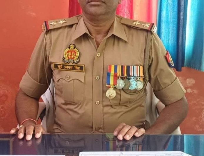 सरकारी आवास में फंदे से लटकता मिला वाल्टरगंज थानेदार का शव